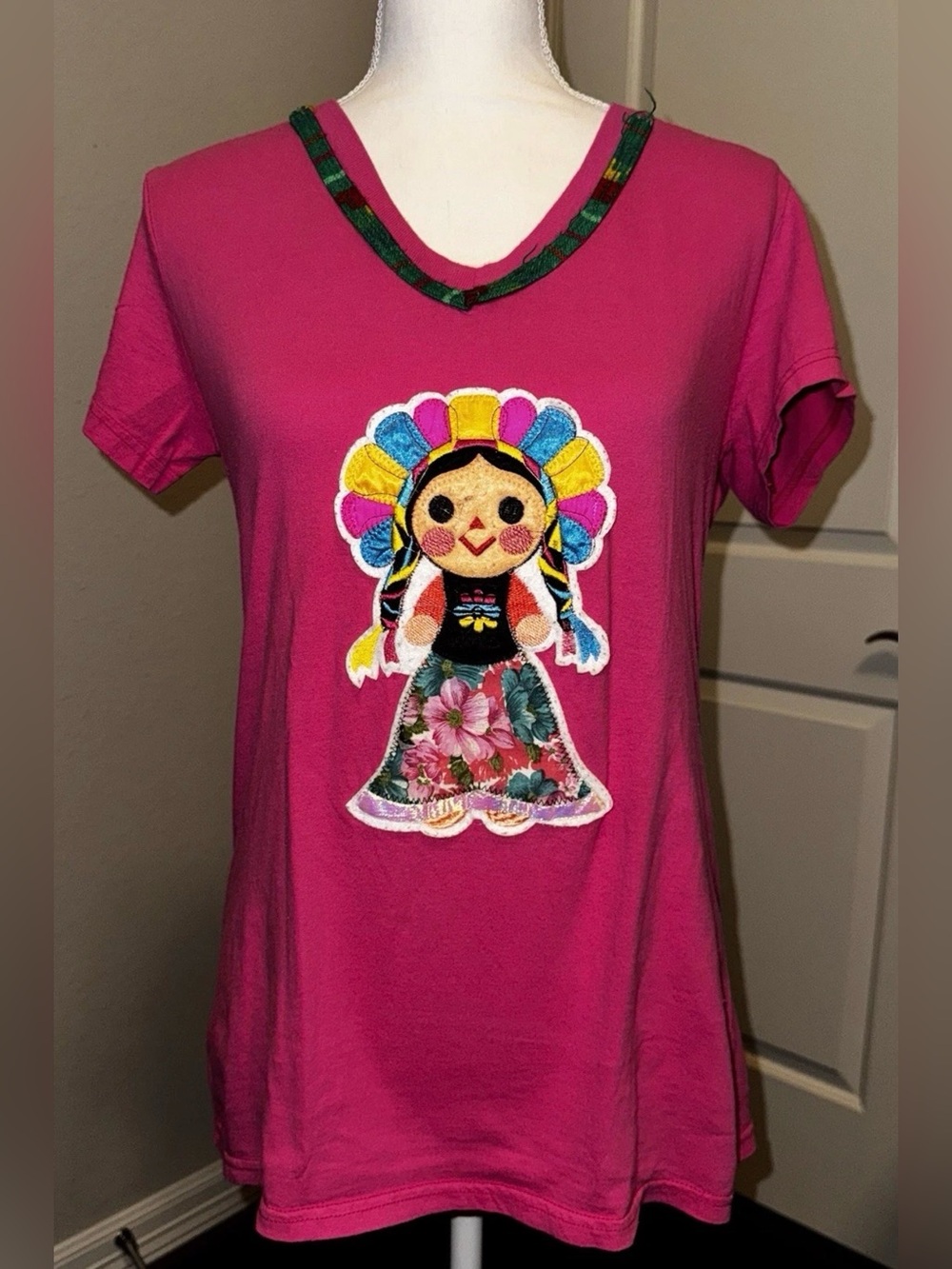 Pink Doll T-shirt Size Small